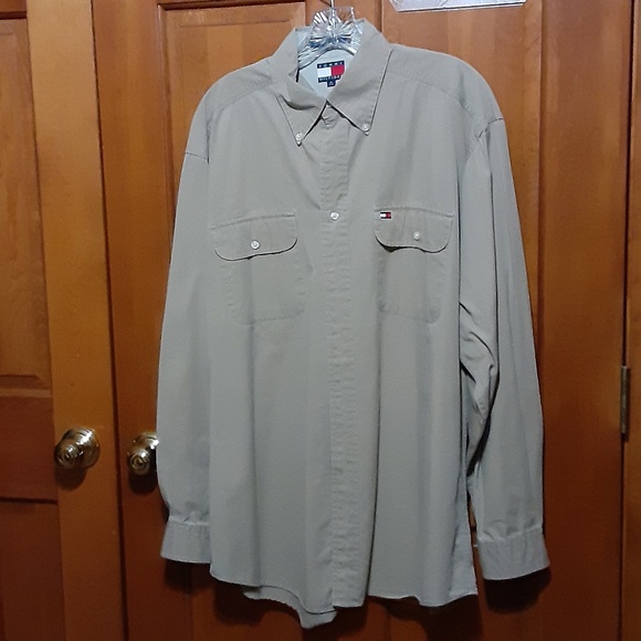Tommy Hilfiger Other - Tommy Hilfiger Button Down Shirt